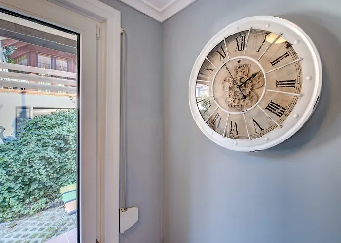 Dom & House - Elen *